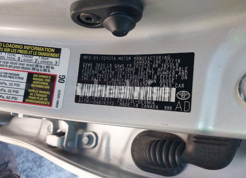 Photo 9 of 2018 Toyota Corolla LE (VIN 2T1BURHE9JC045365)