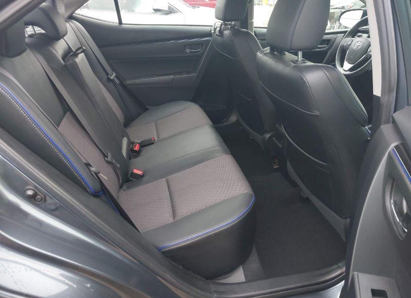 Photo 8 of 2018 Toyota Corolla SE (VIN 2T1BURHE9JC064174)