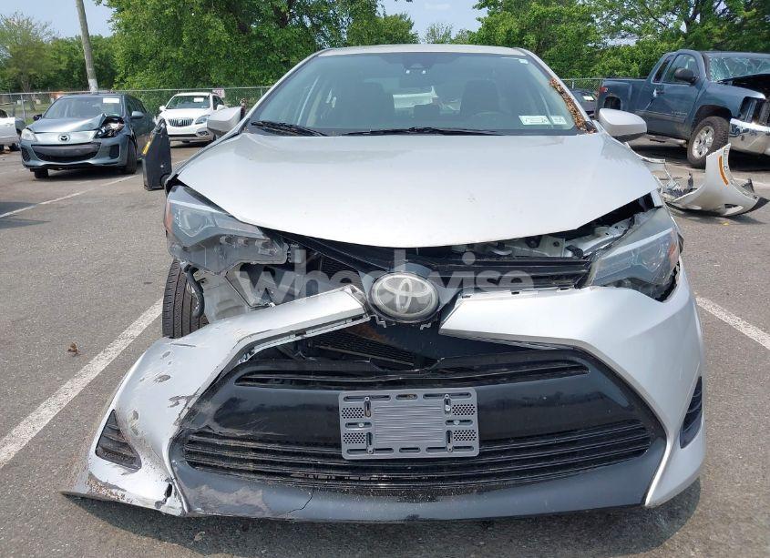 Photo 19 of 2018 Toyota Corolla LE (VIN 2T1BURHE9JC067155)