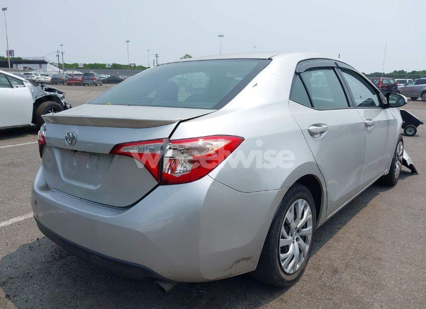 Photo 21 of 2018 Toyota Corolla LE (VIN 2T1BURHE9JC067155)