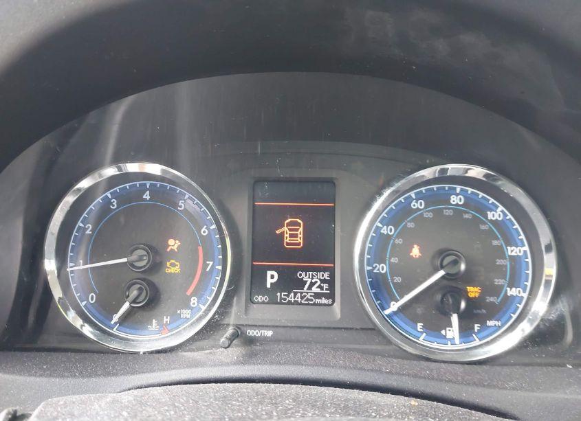 Photo 7 of 2018 Toyota Corolla LE (VIN 2T1BURHE9JC086725)