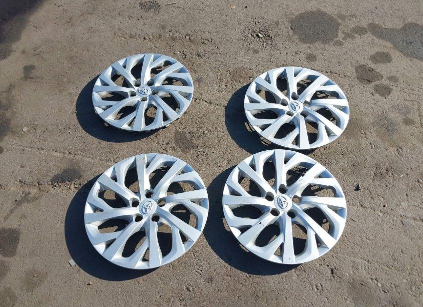 Photo 12 of 2018 Toyota Corolla LE (VIN 2T1BURHE9JC092945)