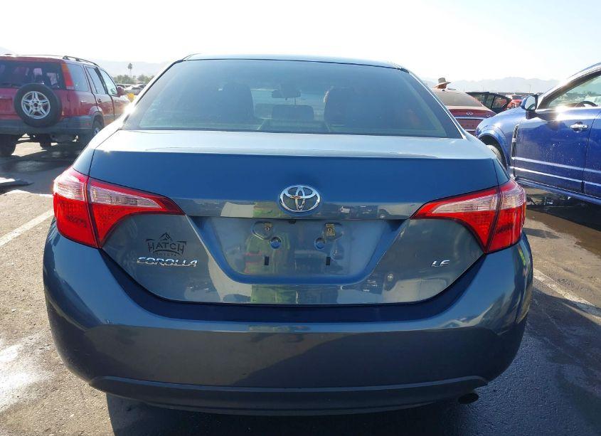 Photo 17 of 2018 Toyota Corolla LE (VIN 2T1BURHE9JC092945)
