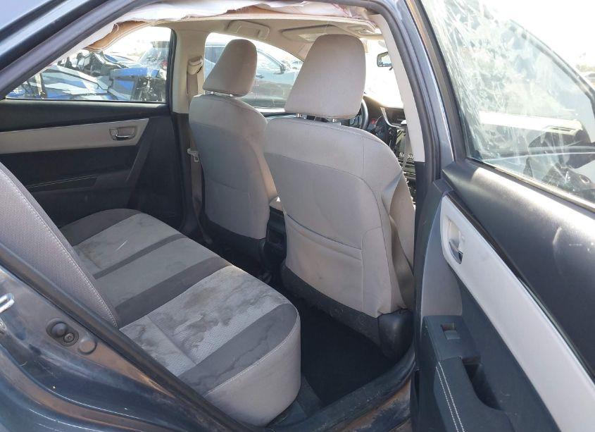 Photo 8 of 2018 Toyota Corolla LE (VIN 2T1BURHE9JC092945)