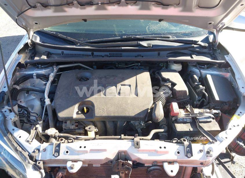 Photo 10 of 2018 Toyota Corolla LE (VIN 2T1BURHE9JC093979)