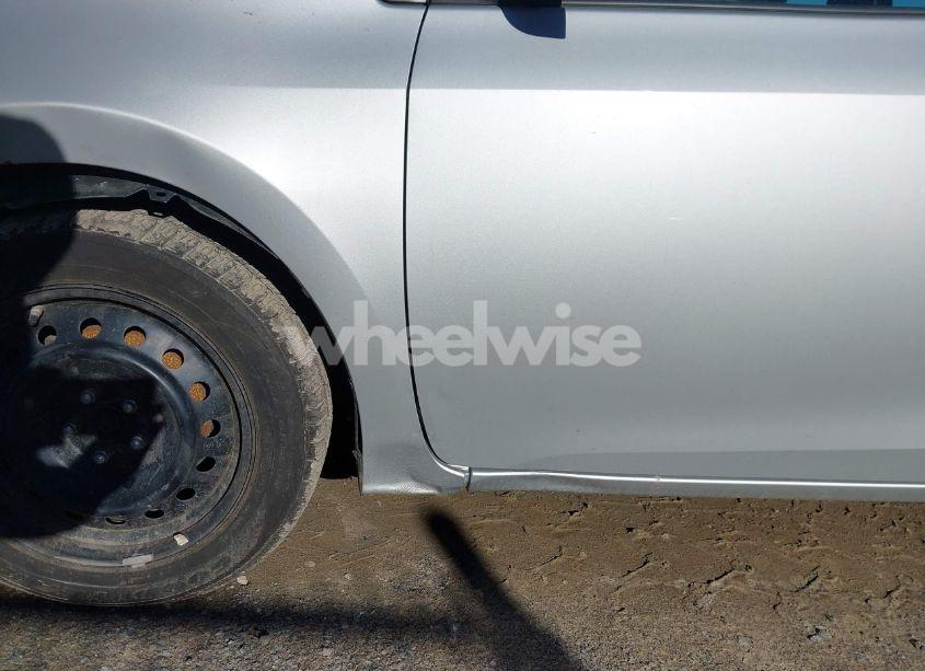 Photo 21 of 2018 Toyota Corolla LE (VIN 2T1BURHE9JC093979)