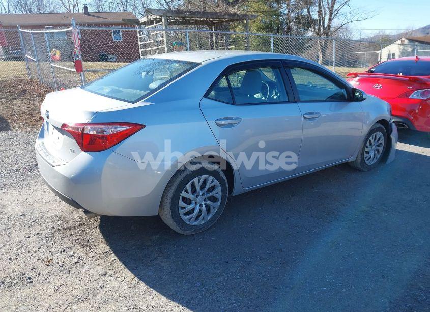 Photo 4 of 2018 Toyota Corolla LE (VIN 2T1BURHE9JC093979)