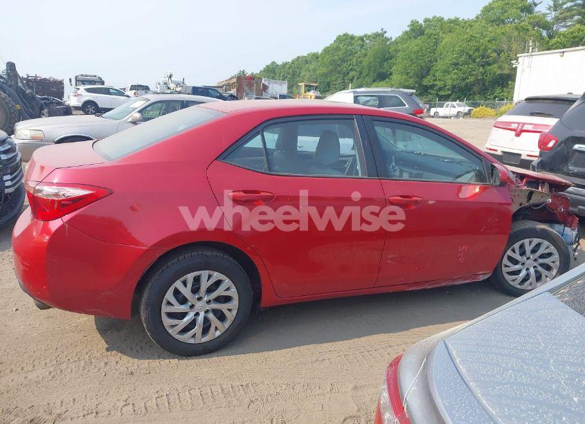 Photo 14 of 2018 Toyota Corolla LE (VIN 2T1BURHE9JC965125)