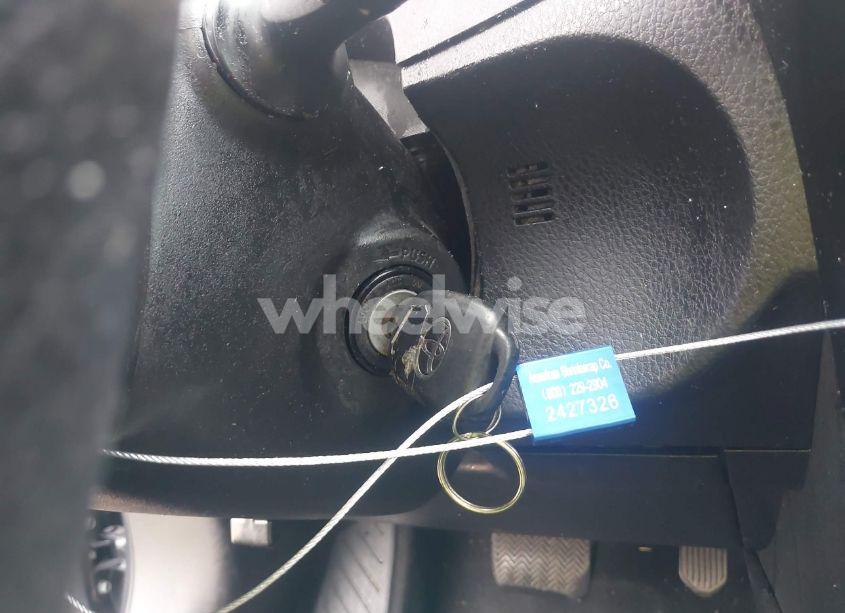 Photo 11 of 2018 Toyota Corolla LE (VIN 2T1BURHE9JC973564)