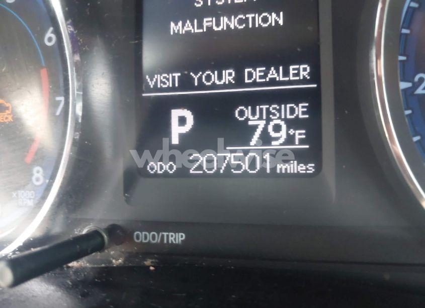 Photo 16 of 2018 Toyota Corolla LE (VIN 2T1BURHE9JC973564)