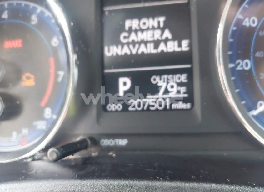 Photo 7 of 2018 Toyota Corolla LE (VIN 2T1BURHE9JC973564)