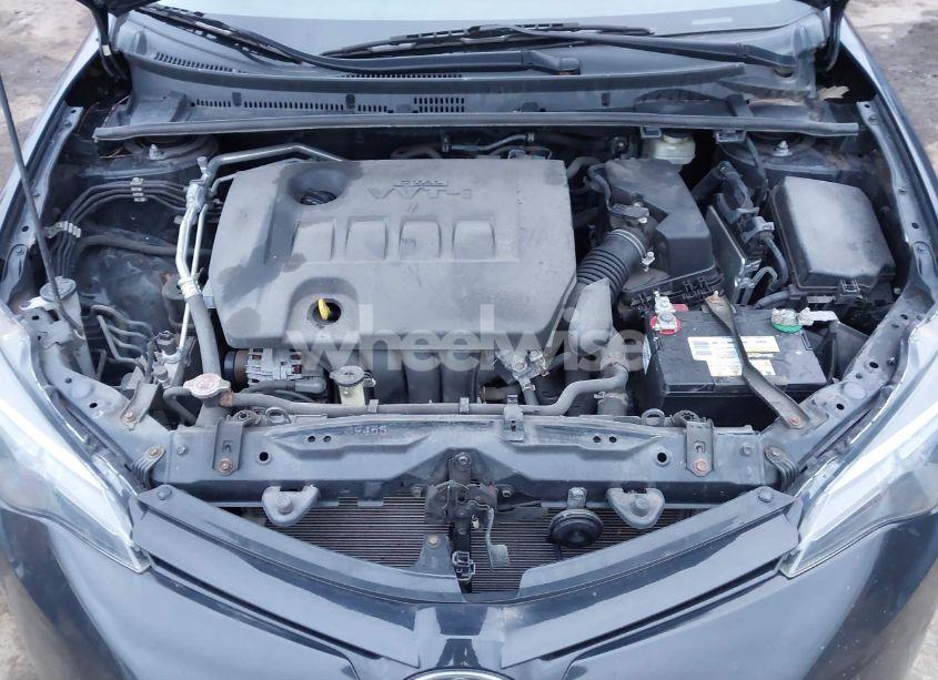 Photo 10 of 2018 Toyota Corolla LE (VIN 2T1BURHE9JC988808)