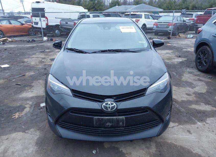 Photo 12 of 2018 Toyota Corolla LE (VIN 2T1BURHE9JC988808)