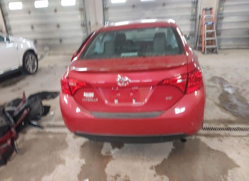 Photo 17 of 2018 Toyota Corolla SE (VIN 2T1BURHE9JC989845)