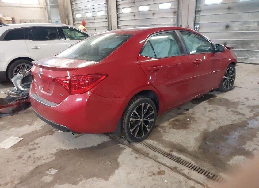 Photo 4 of 2018 Toyota Corolla SE (VIN 2T1BURHE9JC989845)