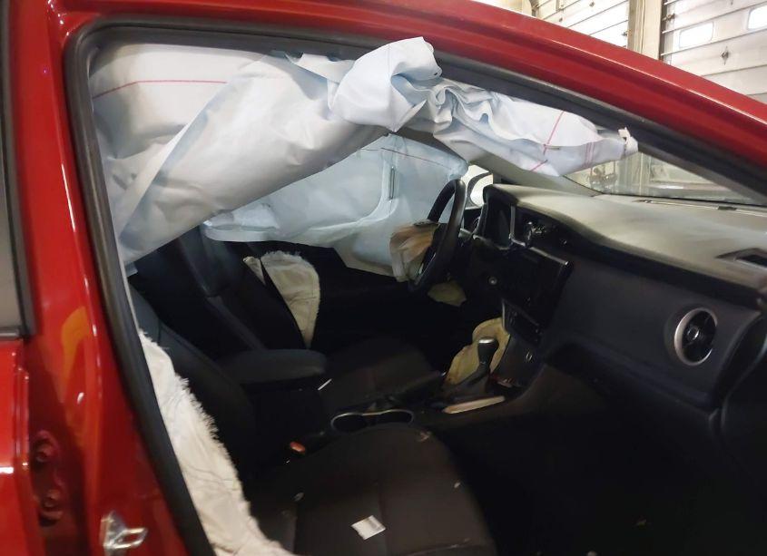 Photo 5 of 2018 Toyota Corolla SE (VIN 2T1BURHE9JC989845)