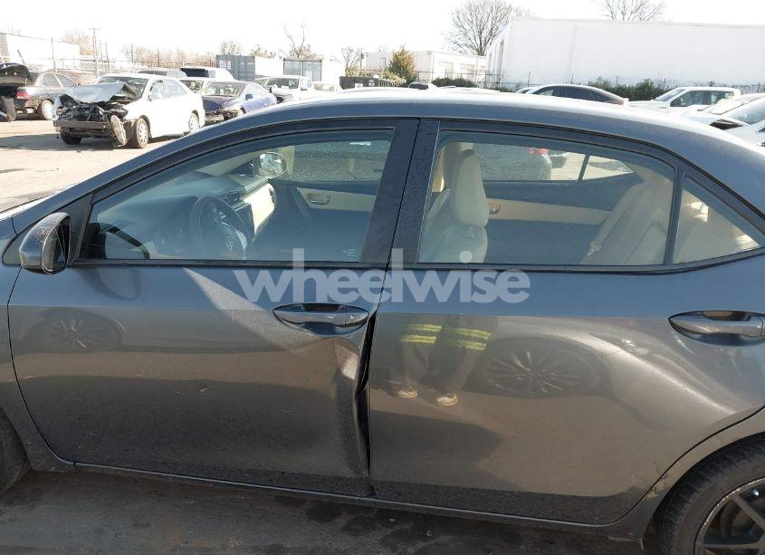 Photo 14 of 2018 Toyota Corolla LE (VIN 2T1BURHE9JC995063)