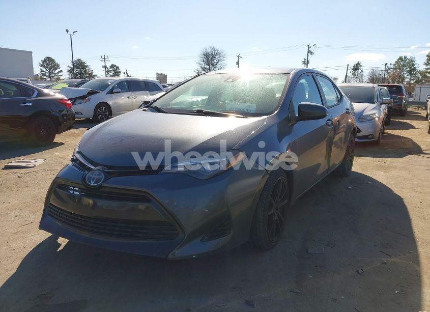 Photo 2 of 2018 Toyota Corolla LE (VIN 2T1BURHE9JC995063)