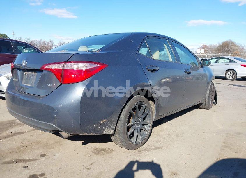 Photo 4 of 2018 Toyota Corolla LE (VIN 2T1BURHE9JC995063)