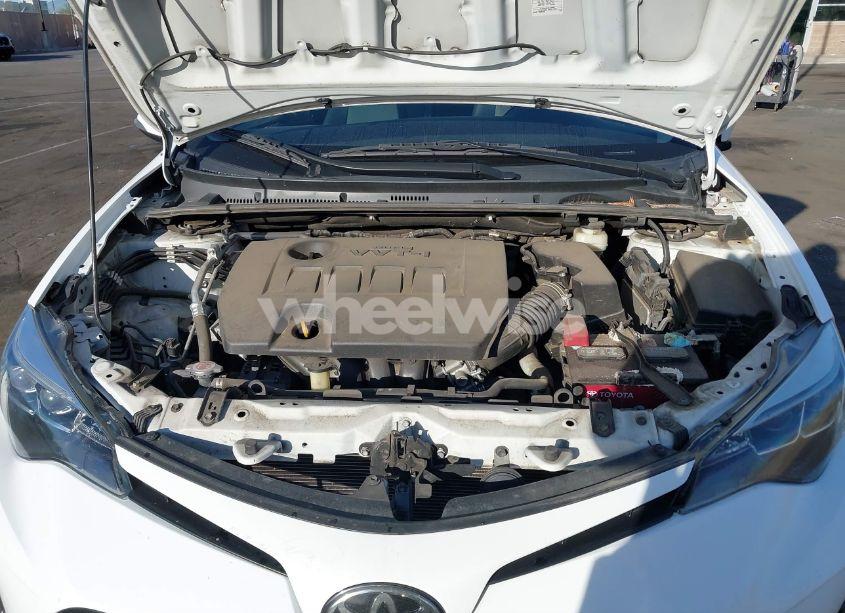 Photo 10 of 2019 Toyota Corolla SE (VIN 2T1BURHE9KC134631)