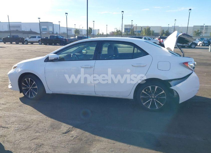 Photo 13 of 2019 Toyota Corolla SE (VIN 2T1BURHE9KC134631)