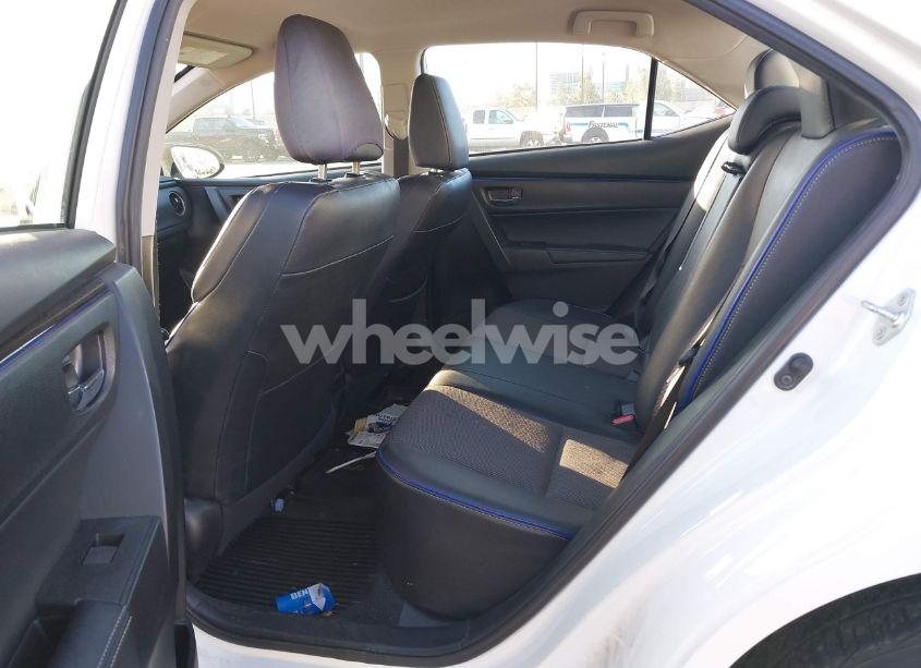 Photo 8 of 2019 Toyota Corolla SE (VIN 2T1BURHE9KC134631)