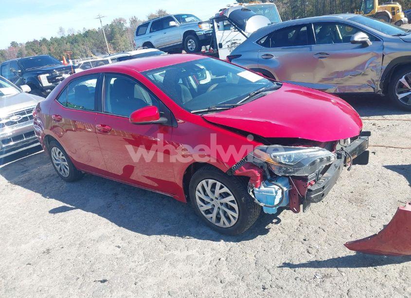 2019 Toyota Corolla LE (VIN 2T1BURHE9KC149484) main photo