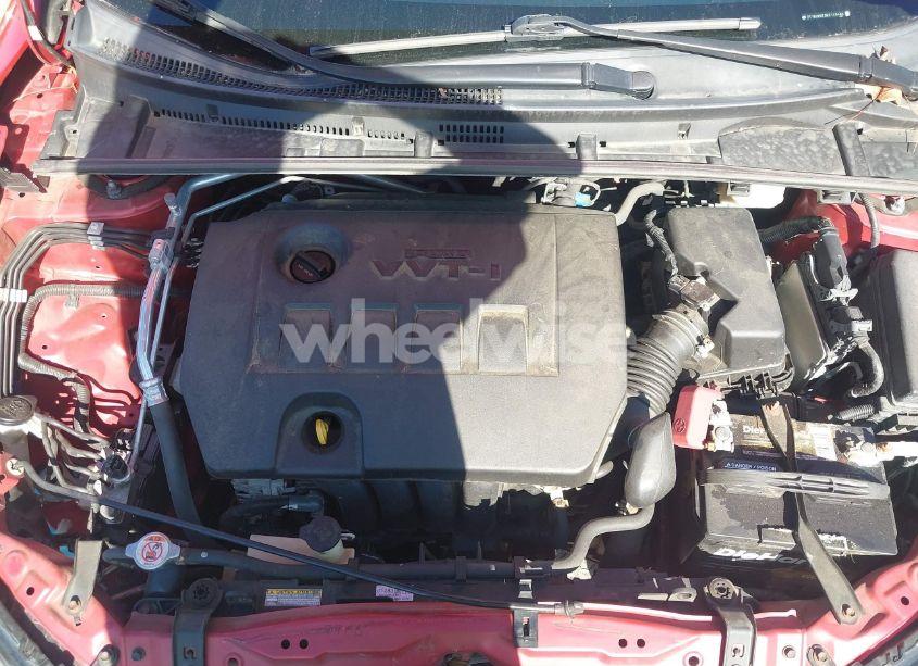 Photo 10 of 2019 Toyota Corolla LE (VIN 2T1BURHE9KC149484)