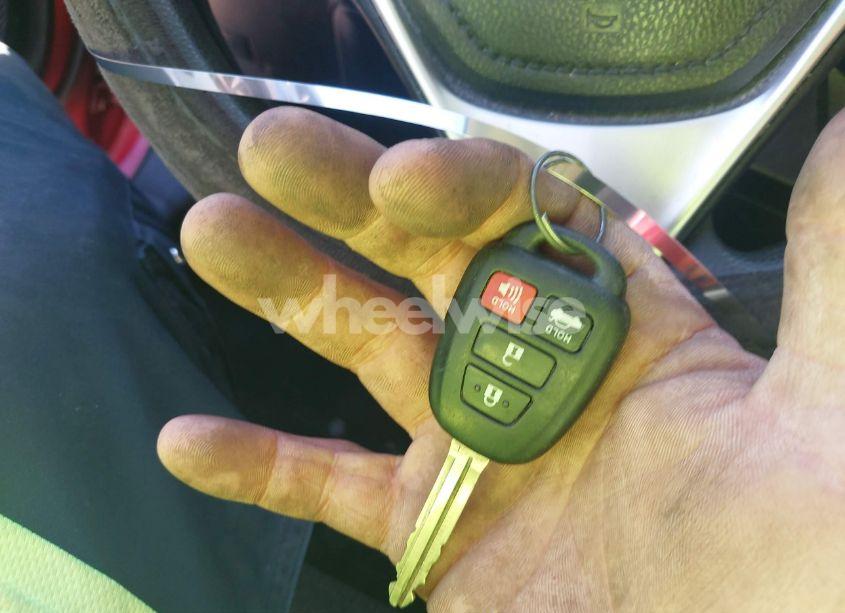 Photo 11 of 2019 Toyota Corolla LE (VIN 2T1BURHE9KC149484)