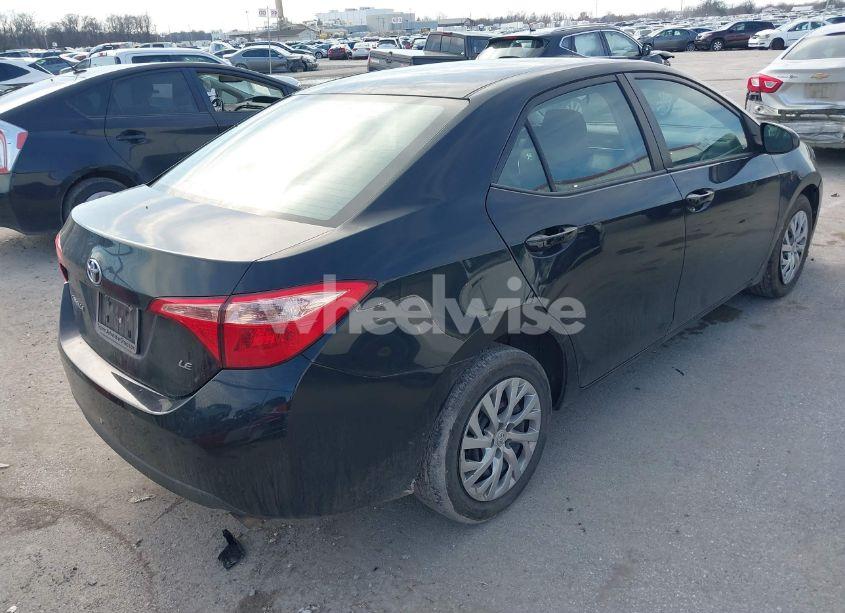 Photo 4 of 2019 Toyota Corolla LE (VIN 2T1BURHE9KC150649)