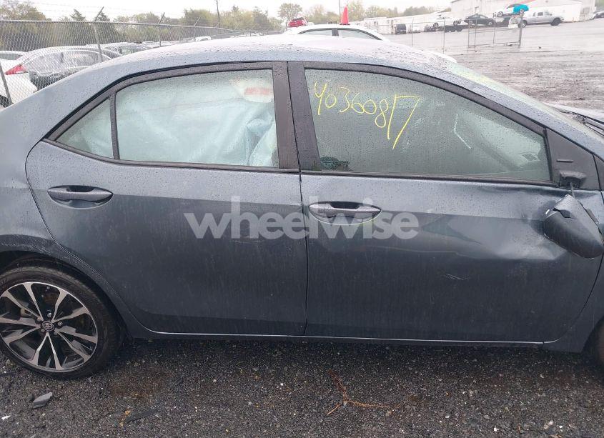 Photo 13 of 2019 Toyota Corolla SE (VIN 2T1BURHE9KC165930)