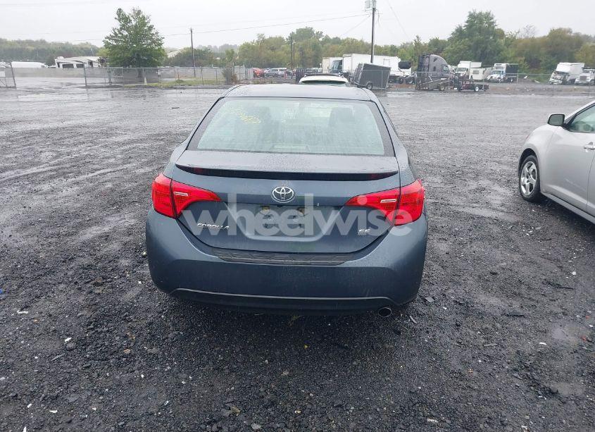 Photo 16 of 2019 Toyota Corolla SE (VIN 2T1BURHE9KC165930)