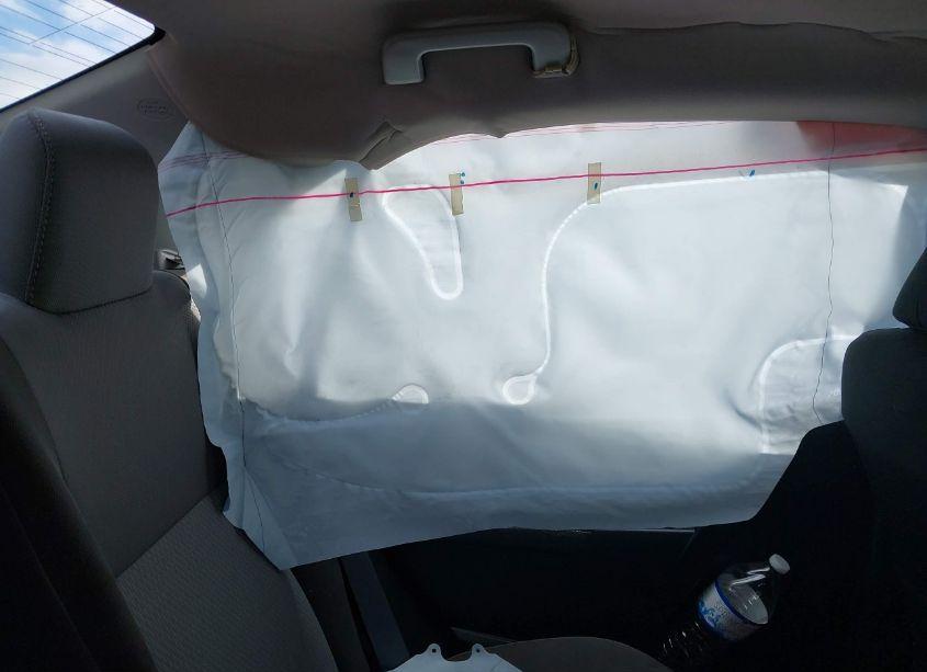 Photo 8 of 2019 Toyota Corolla LE (VIN 2T1BURHE9KC165989)