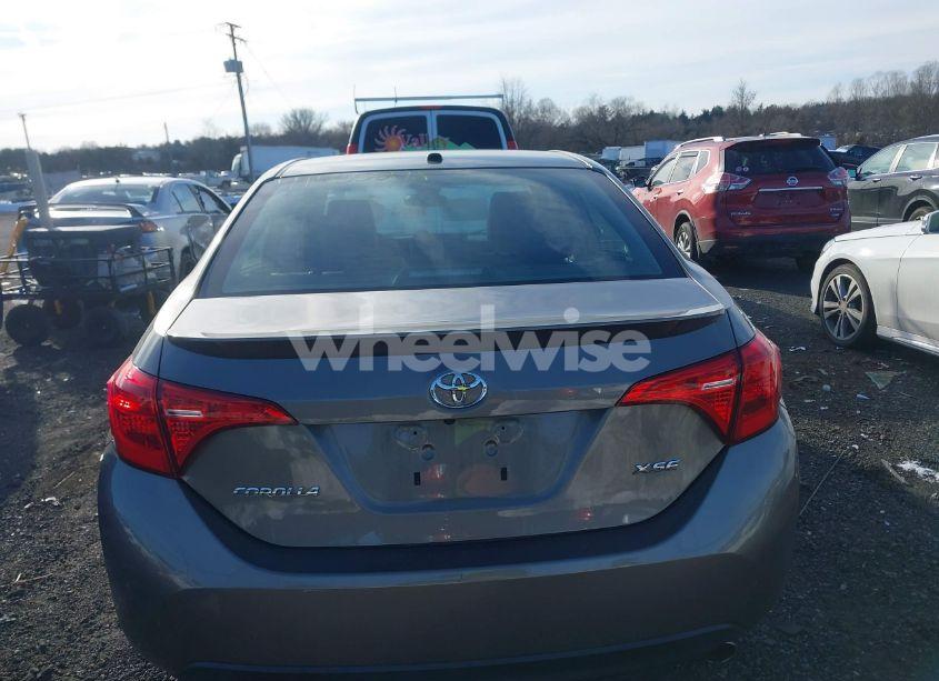 Photo 16 of 2019 Toyota Corolla XSE (VIN 2T1BURHE9KC171355)