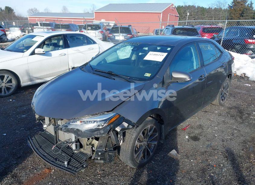 Photo 2 of 2019 Toyota Corolla XSE (VIN 2T1BURHE9KC171355)
