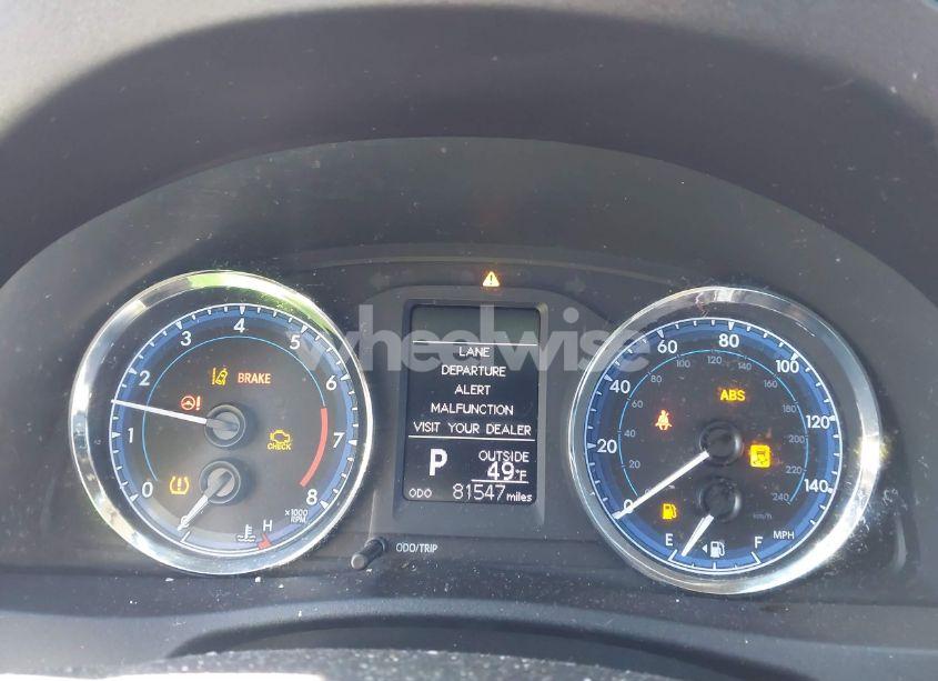 Photo 7 of 2019 Toyota Corolla LE (VIN 2T1BURHE9KC177219)