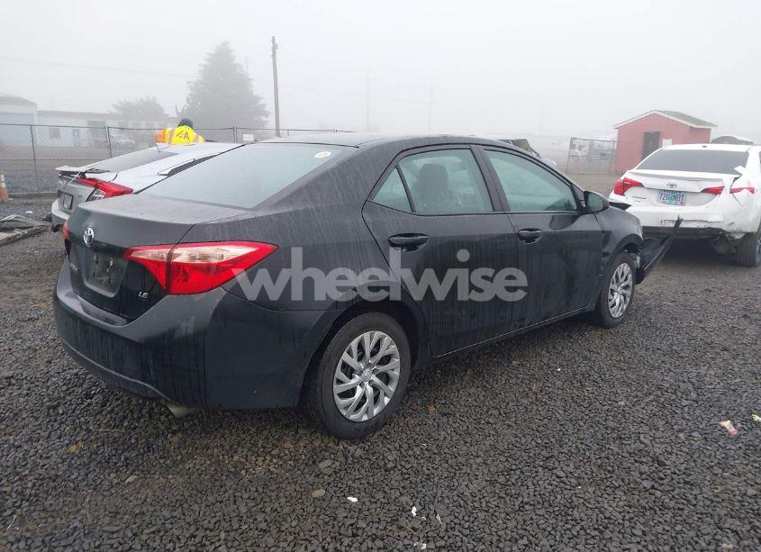 Photo 4 of 2019 Toyota Corolla LE (VIN 2T1BURHE9KC177267)