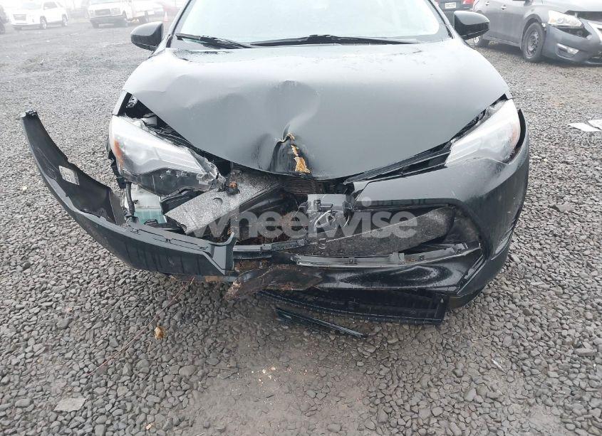 Photo 6 of 2019 Toyota Corolla LE (VIN 2T1BURHE9KC177267)