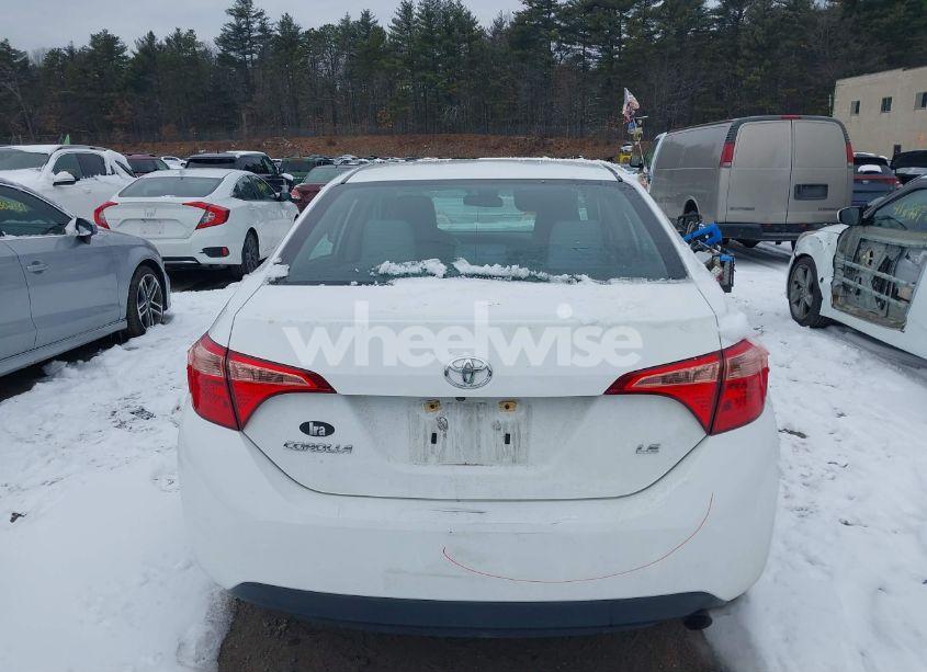 Photo 16 of 2019 Toyota Corolla LE (VIN 2T1BURHE9KC185000)