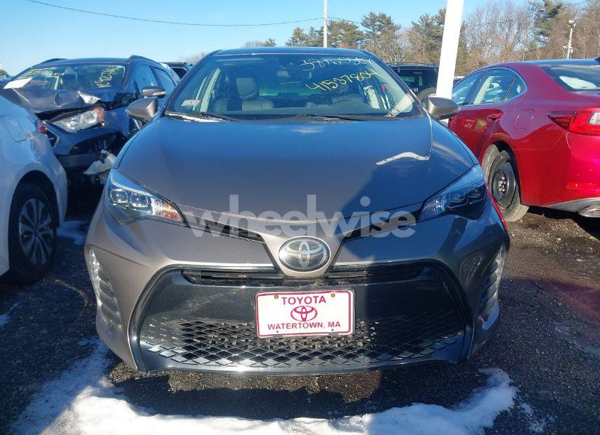 Photo 12 of 2019 Toyota Corolla SE (VIN 2T1BURHE9KC190648)