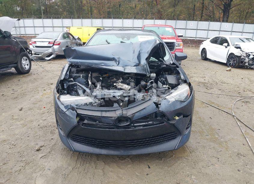 Photo 12 of 2019 Toyota Corolla LE (VIN 2T1BURHE9KC194683)