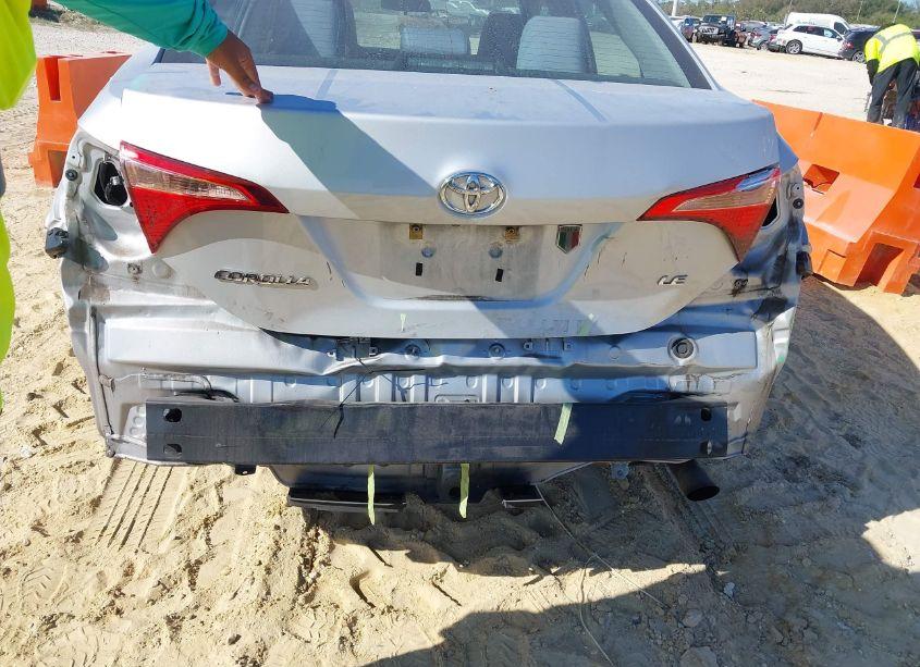 Photo 16 of 2019 Toyota Corolla LE (VIN 2T1BURHE9KC199799)