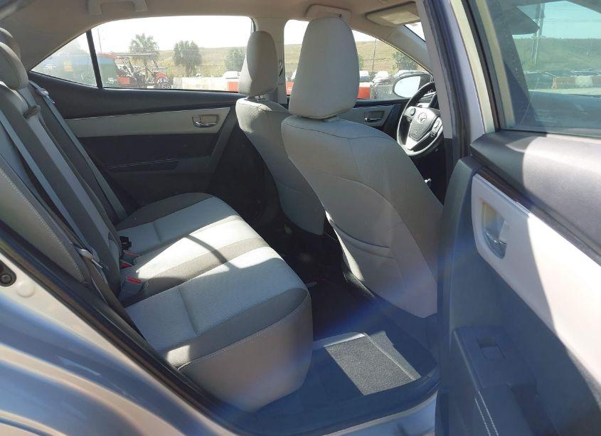 Photo 8 of 2019 Toyota Corolla LE (VIN 2T1BURHE9KC199799)