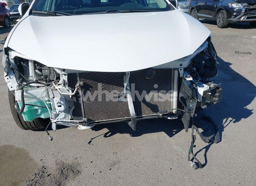 Photo 6 of 2019 Toyota Corolla (VIN 2T1BURHE9KC200773)