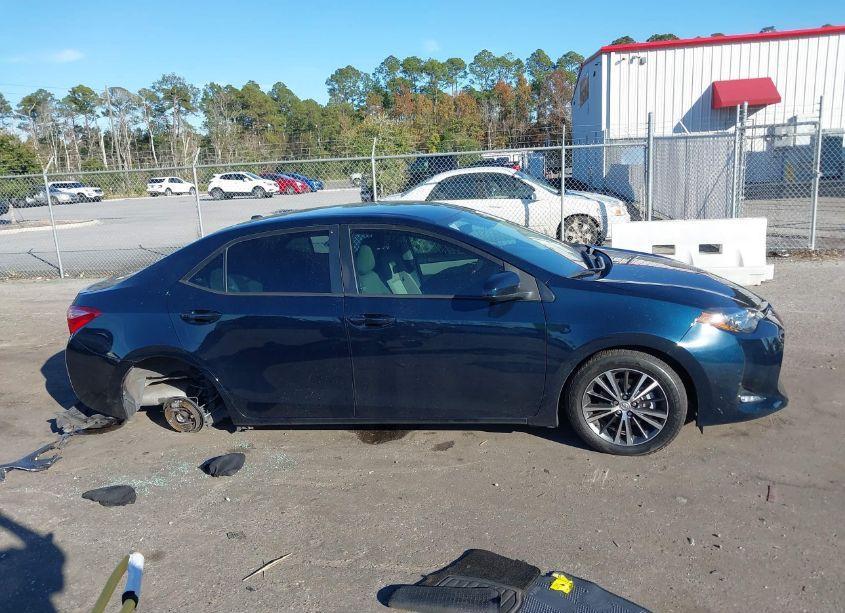 Photo 13 of 2019 Toyota Corolla L/LE/XLE/SE/XSE (VIN 2T1BURHE9KC201549)