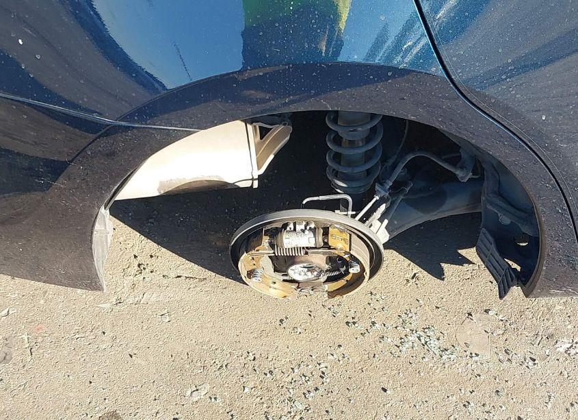 Photo 6 of 2019 Toyota Corolla L/LE/XLE/SE/XSE (VIN 2T1BURHE9KC201549)