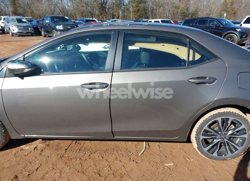 Photo 14 of 2019 Toyota Corolla SE (VIN 2T1BURHE9KC211563)