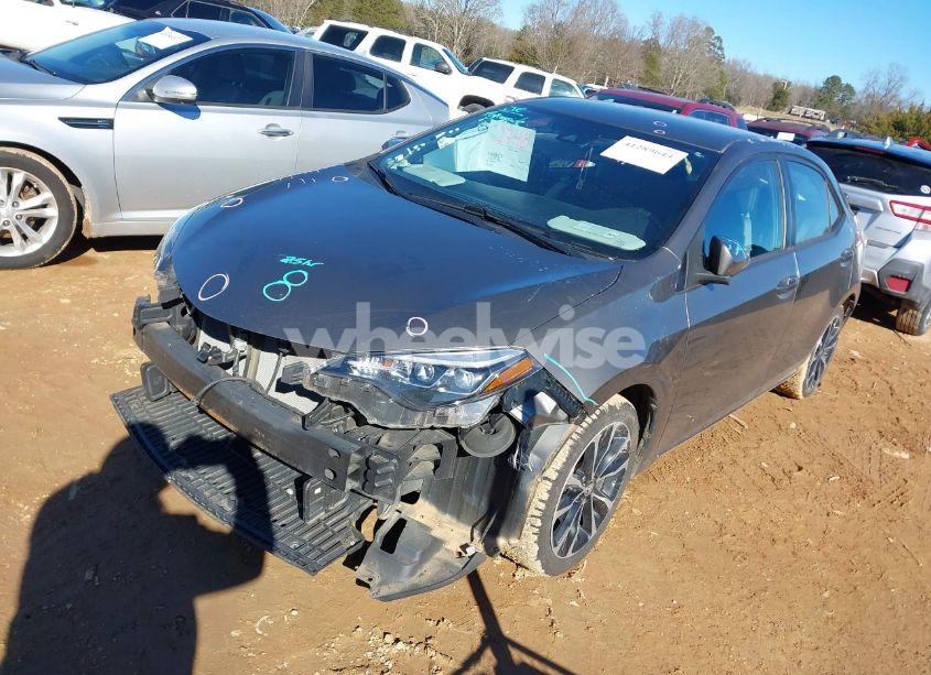 Photo 2 of 2019 Toyota Corolla SE (VIN 2T1BURHE9KC211563)