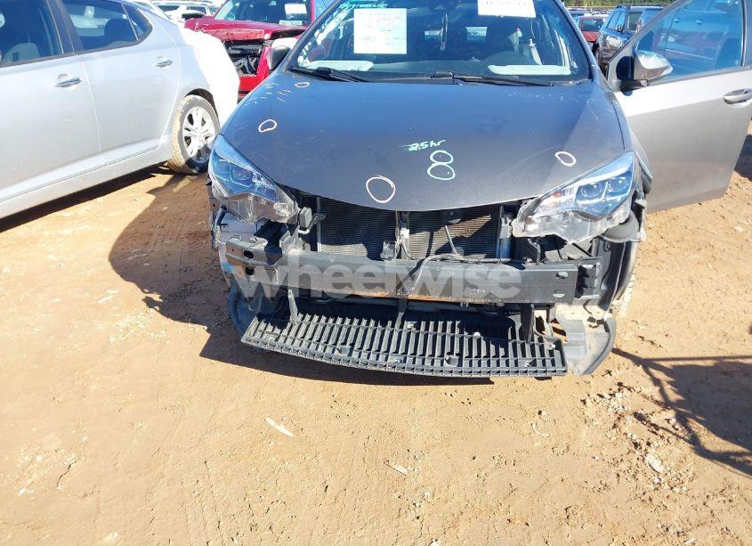 Photo 6 of 2019 Toyota Corolla SE (VIN 2T1BURHE9KC211563)