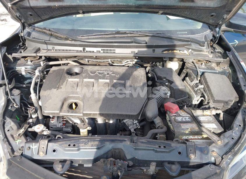 Photo 10 of 2019 Toyota Corolla LE (VIN 2T1BURHE9KC221297)